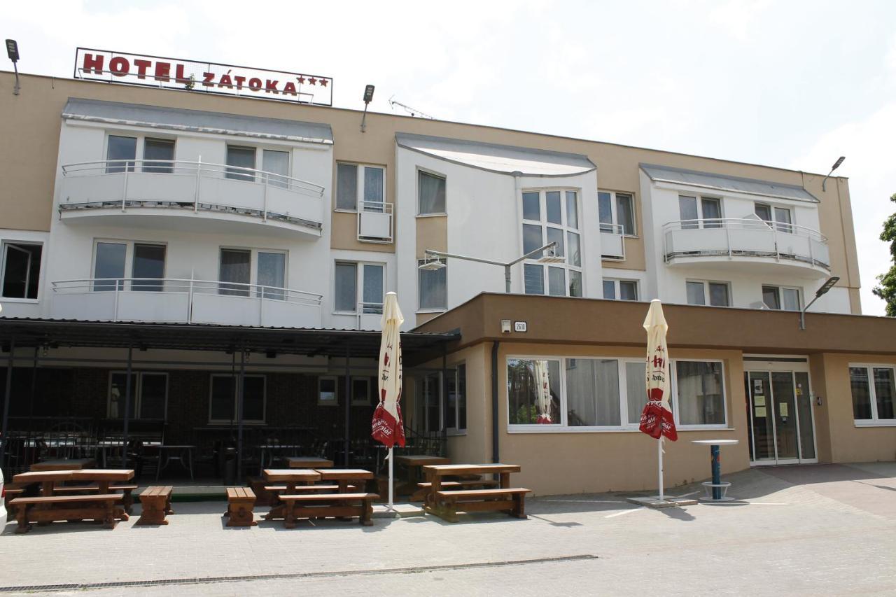 Hotel Zatoka Senec Exterior photo